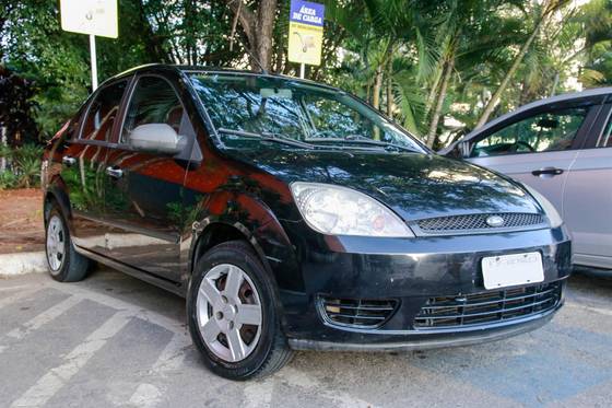 FORD FIESTA 1.6 MPI SEDAN 8V FLEX 4P MANUAL